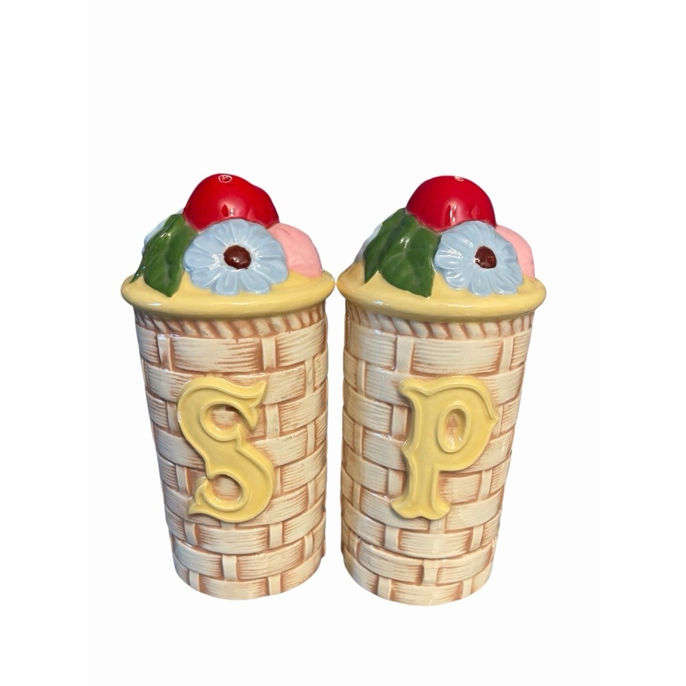 Vintage S&P's Large Salt & Pepper Shakers Ceramic Fruit & Flower Basket Theme